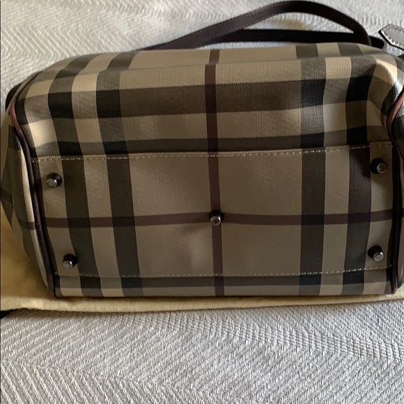 Burberry bag - Picture 4 of 16